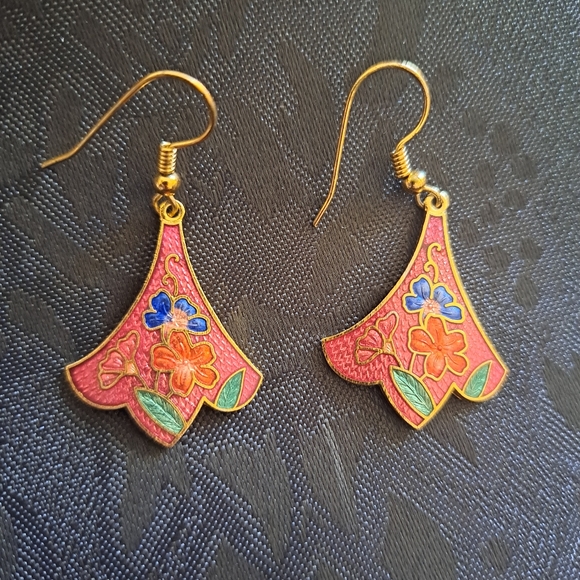 3/$20 Vintage Earrings - Picture 2 of 4